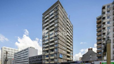 Helle 2-Zimmer-Wohnung im 13. Stock mit Wintergarten und Weitblick