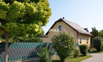 Klassisches Siedlungshaus mit 1400 m² Garten