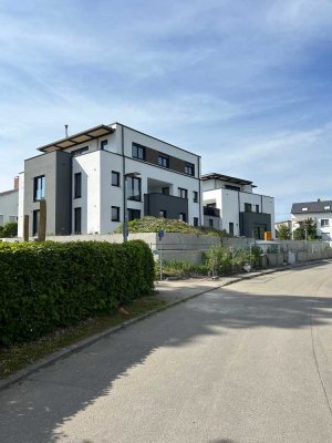 Lichtdurchflutete 4,5 Zimmer Penthousewohnung mit Luxus Ausstatung / Küche in Rottweil