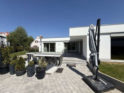 Katip | TOP ANGEBOT - Exklusives Architektenhaus in Königsbrunn – Modernes Wohnen mit Stil