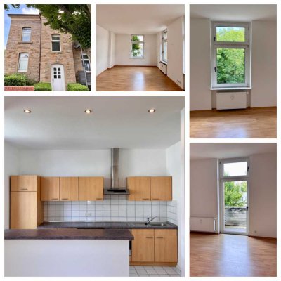 Schöne Stadtwohnung in saniertem Altbau, 3 Zimmer, offene EBK,  Balkon, 77 m²