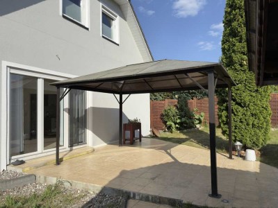 PROVISIONSFREI | Traumhaus in idyllischer Waldrandlage zwischen See und Golfclub