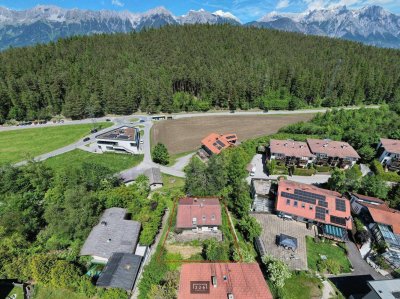 226 Immobilien: Sanierungsbedürftiges Haus in leichter Hanglage am Starkenbühel in 6073 SISTRANS