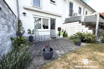 BERK Immobilien - Ruhig gelegenes Reihenhaus mit Terrasse & kleinem Garten in Großostheim Ringheim