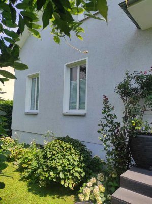 3000 € - 119 m² - 5.0 Zi.