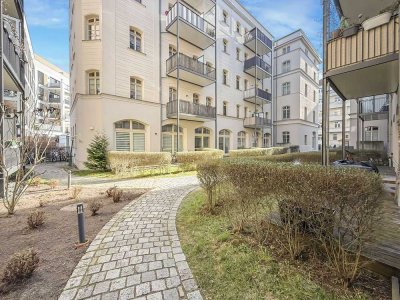 Bezugsfreie & stilvolle 2,5-Zi.-Whg. mit Terrasse  und Loggia in gepflegtem Gründerzeit-Ensemble