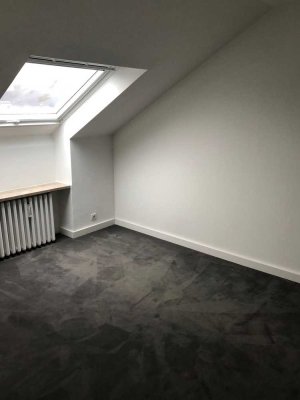 Helle 2-Zimmer-Wohnung in Düsseltal - toller Schnitt, top Lage - ab 01.09.25
