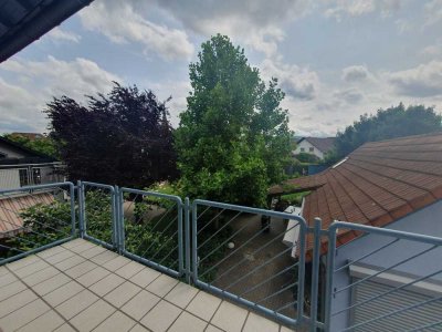 Frisch renovierte 3,5-Zimmer-Wohnung mit Südbalkon im Herzen von Kuppenheim