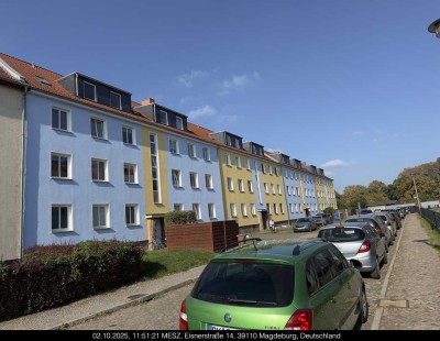 Sehr ruhiges Wohnen im Hochparterre 2 Raum in Stadtfeld mit Balkon-viel Grün