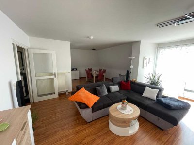 Helle 2-Zimmer ETW mit 3 Balkonen und Blick über Dresden