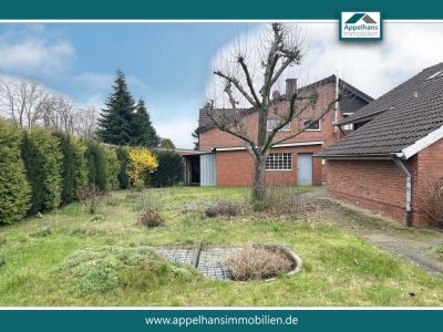 Freigestellt mit großem Garten!