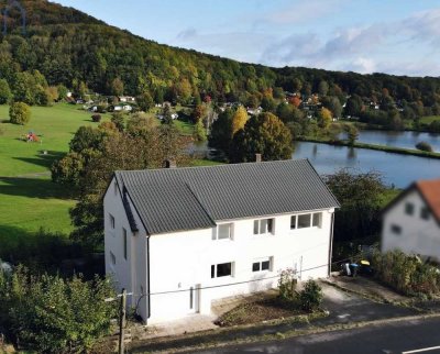Rarität mit Seeblick - Ein-Zweifamilienhaus in bester Lage von Hohenroda