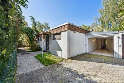 Renovierungsbedürftiger Bungalow - mit Potenzial in begehrter Lage in Neubiberg