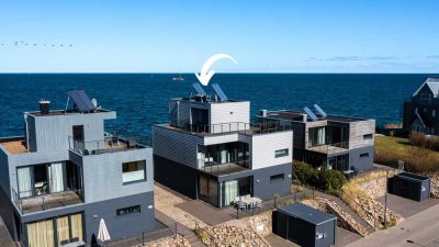 Doppelhaushälfte mit freiem Ostseeblick in bester Lage