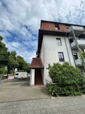Helle 2 Zimmerwohnung am Rhein mit Stellplatz