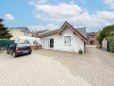 Wohnhaus auf großem Grundstück nahe dem Zentrum von Barmstedt