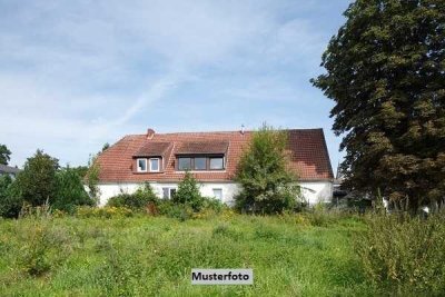 Resthof mit Wohnhaus und Altenteilerhaus - ideal für Mehrgenerationen