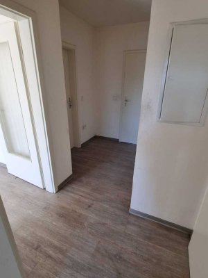 Singels & Paare aufgepasst!! Geräumige 2-Zimmer-Wohnung in Düsseldorf-Lichhtenbroich