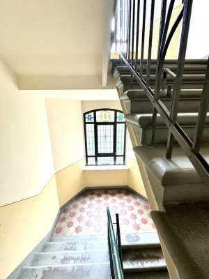 *Provisionsfreies Wohnen mit Stil: Altbau-Perle in Zwickau, 3-Zi mit Balkon, ca. 68,51 m², Keller*
