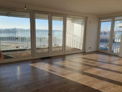 Lichtdurchflutete 3-Zimmer Wohnung - Elbterrasse direkt am Willkomm Höft