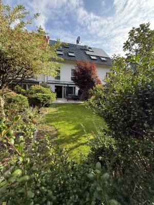 Ihr Traumhaus wartet: Modernisiertes Reihenmittelhaus mit Komfort