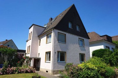 Geräumige 2-Zimmer-Wohnung mit Balkon in zentraler Lage von Leverkusen-Küppersteg!