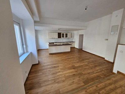 Geräumige Wohnung mit großer Wohnküche in zentraler Lage von Witten