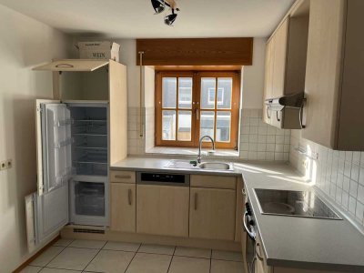 Helle 2 Zi. Whg., TL-Bad W/D, EBK, Balkon
