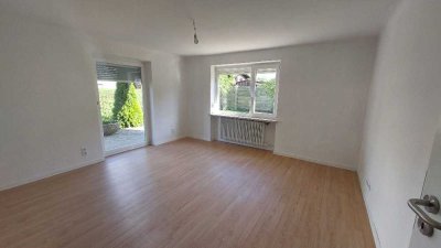 Gartenwohnung (2 Zimmer) mit großzügiger Terrasse zu vermieten