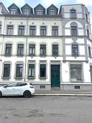 Ruhige Lage!
Schöne 2-Raumwohnung mit Einbauküche und einem großen Tageslichtbad.