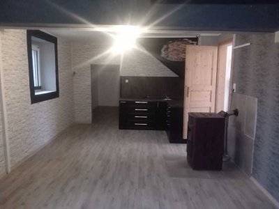 Ansprechende und sanierte 2-Zimmer-Erdgeschosswohnung in Freihung