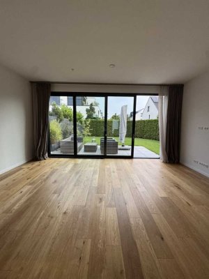 Neuwertiges 5-Zimmer Einfamilienhaus mit Garage in der Gartenstadt Reitzenstein