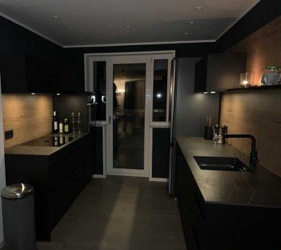 Exklusive 3-Zimmer-Wohnung (92 m²) mit Balkon, großer Terrasse, High-End-Küche & TG-Stellplatz