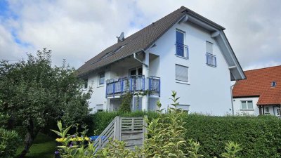 Charmante 2-Zimmer-Eigentumswohnung mit Terrasse in gepflegtem Mehrfamilienhaus