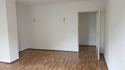 3 Zimmerwohnung mit Einbauküche und Tageslichtbad