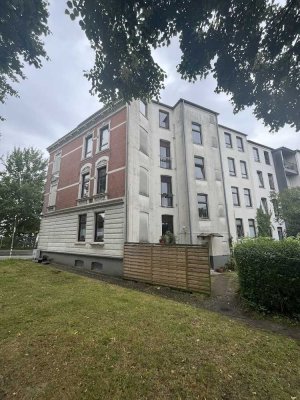 Wenn Sie nicht 08/15 wohnen möchten, sind Sie hier richtig! Coole Altbauwohnung!