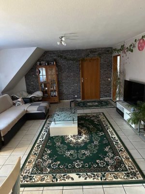 Schöne 3-Zimmer-Wohnung in ruhiger Lage mit Einbauküche