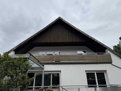 Attraktive 2-Zimmer-Dachgeschosswohnung mit Süd-Balkon in Husum