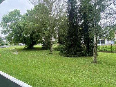 Günstige schöne 2 Zimmerwohnung mit Balkon ist ab 01.10.2025 bezugsfrei !!!!! Marktpreis 228.000,--€
