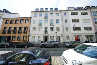 Düsseldorf-Carlstadt - Möblierte 2-Zimmer-Wohnung mit Aufzug und Balkon