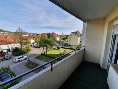 Exklusive, gepflegte 1,5-Zimmer-Wohnung mit Balkon und EBK in Nussloch