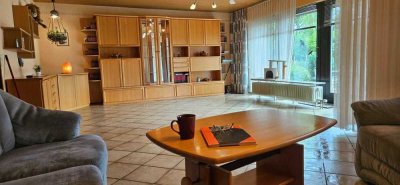 Bungalow mit 6 Zimmern, Garten und Garage sucht neue Besitzer!