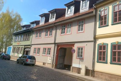 Helle 3-Zimmerwohnung mit separatem Eingang & kleiner Terrasse (322)