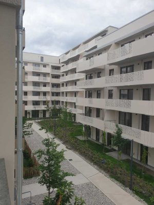 Erstbezug mit Balkon: Geschmackvolle 2,5-Raum-Wohnung mit gehobener Innenausstattung in Geretsried
