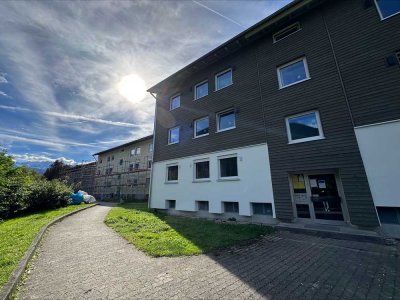 Hausnr. 33 / 3 Zimmer im 2. OG mit Balkon und toller Aussicht (frisch saniert)