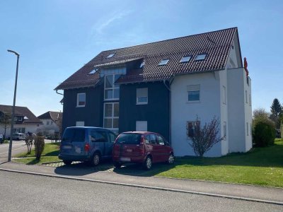 Welzheim: Schöne und freie Erdgeschosswohnung mit zwei Tiefgaragen-Stellplätzen!