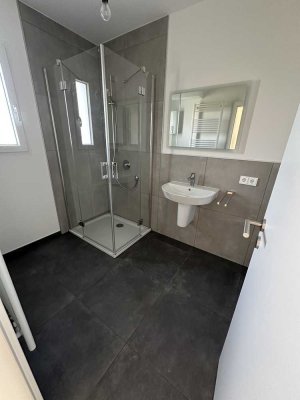 Geschmackvolle 4-Zimmer-Wohnung mit geh. Innenausstattung und großem Balkon