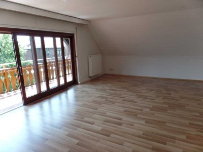 Attraktiv geschnittene 4-Zimmer Wohnung im Rebland