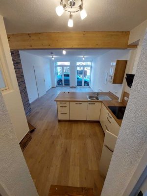 1,5-Raum-Erdgeschosswohnung + EBK in Rosengarten - Westheim