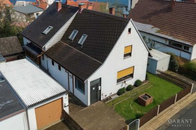 Zwei Doppelhaushälften auf gemeinschaftlichem Grundstück